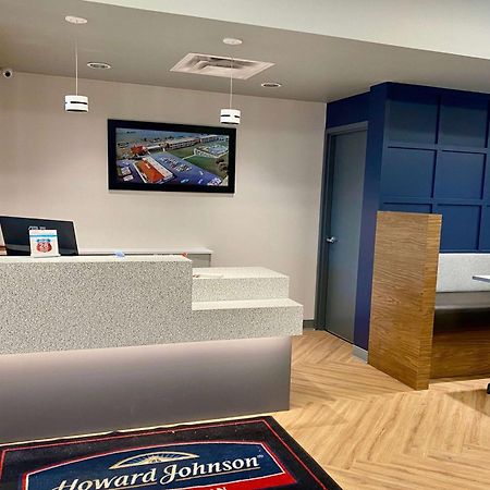 Howard Johnson By Wyndham Winnipeg West Kültér fotó